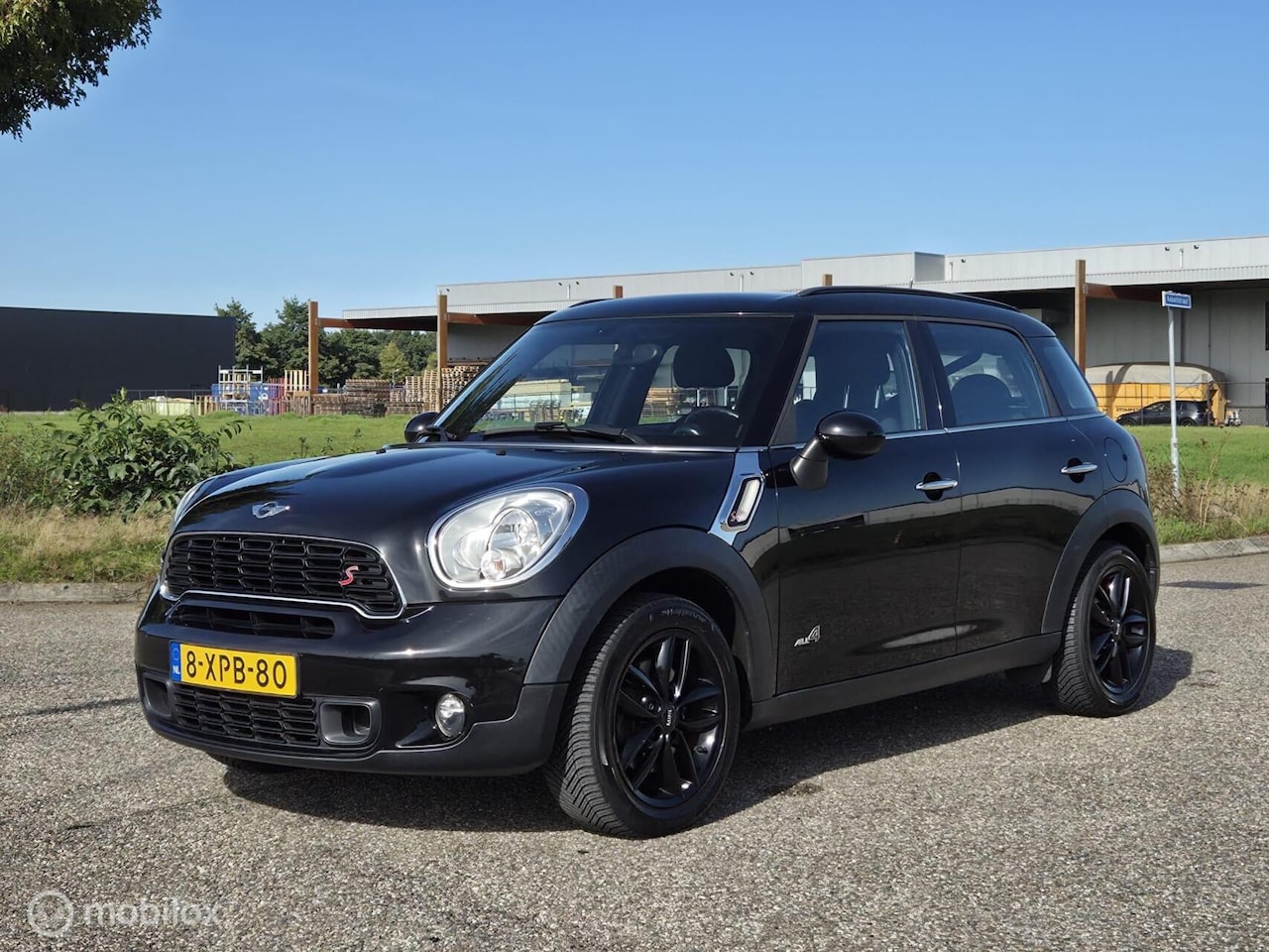 MINI Countryman - 1.6 Cooper S 184pk ALL4 Automaat Full Black - AutoWereld.nl