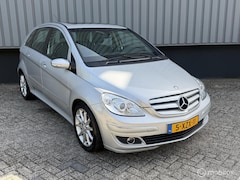 Mercedes-Benz B-klasse - 200 automaat/panorama