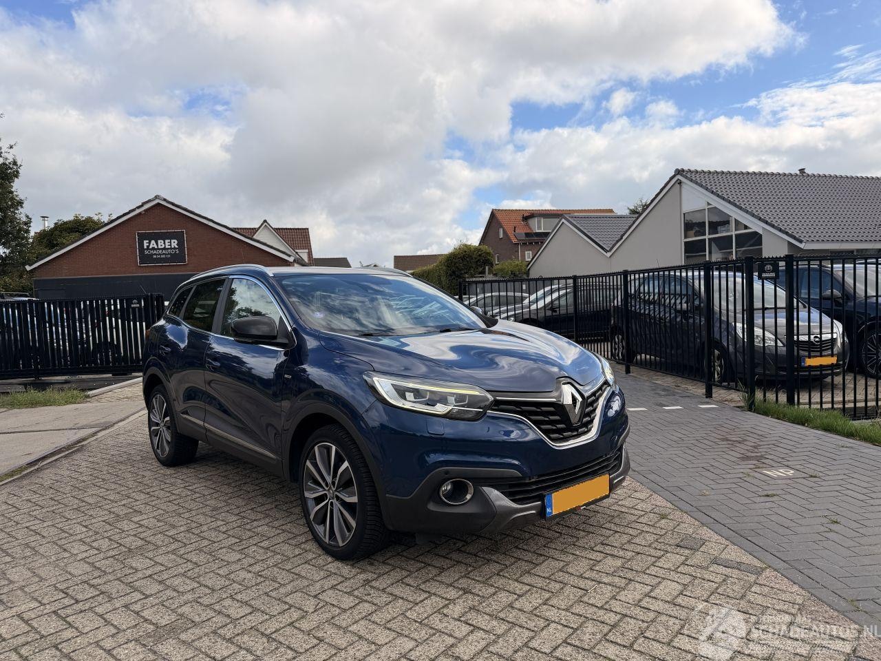Renault Kadjar - 1.2 TCe Bose | 64.098 km!! - AutoWereld.nl
