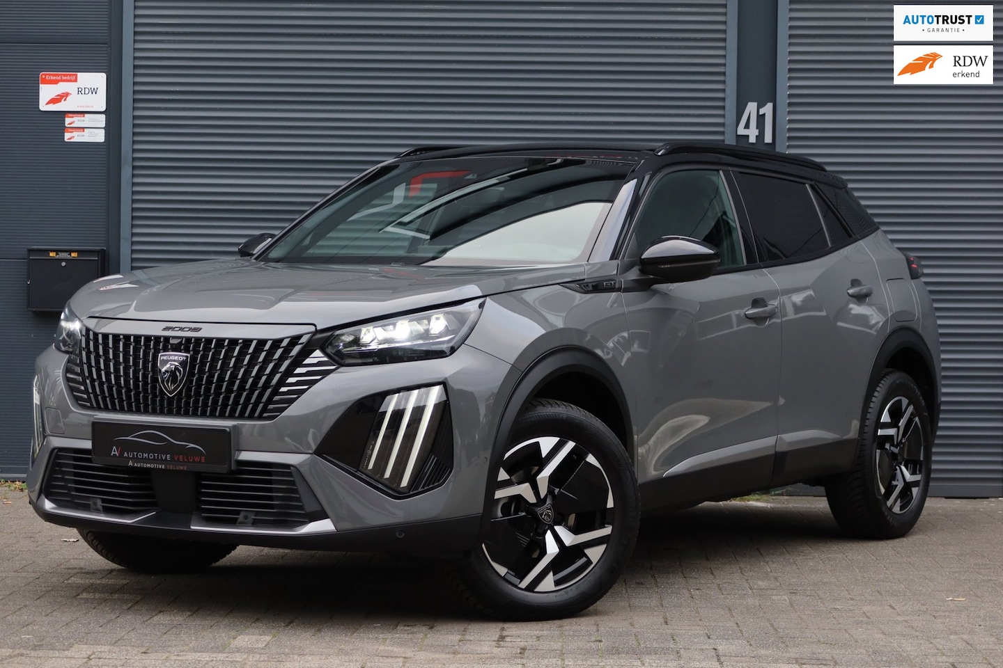 Peugeot 2008 - 1.2 GT Automaat|LED|ACC|Carplay|Camera|Blind|Sfeer - AutoWereld.nl