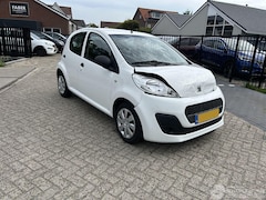 Peugeot 107 - 1.0 Access Accent | 88.469 km