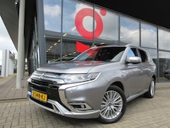 Mitsubishi Outlander - 2.4 PHEV Instyle Edition | 4WD | AUTOMAAT | 240 PK | TREKHAAK | 1.500 KG TREKGEWICHT | DEA