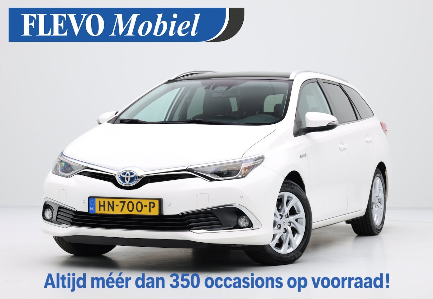 Toyota Auris Touring Sports - 1.8 Hybrid Lease pro -Facelift- Pano|Clima|PDC|LMV|Navi - AutoWereld.nl