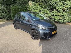 Toyota Aygo - 1.0 VVT-i Aspiration 5-deurs | Airco | CarPlay | APK 22-5-2027