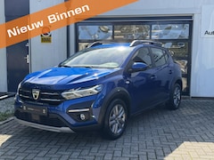 Dacia Sandero Stepway - 1.0 TCe 90 Comfort Automaat | 30.840 km | Camera | CarPlay | Stoelverwarming