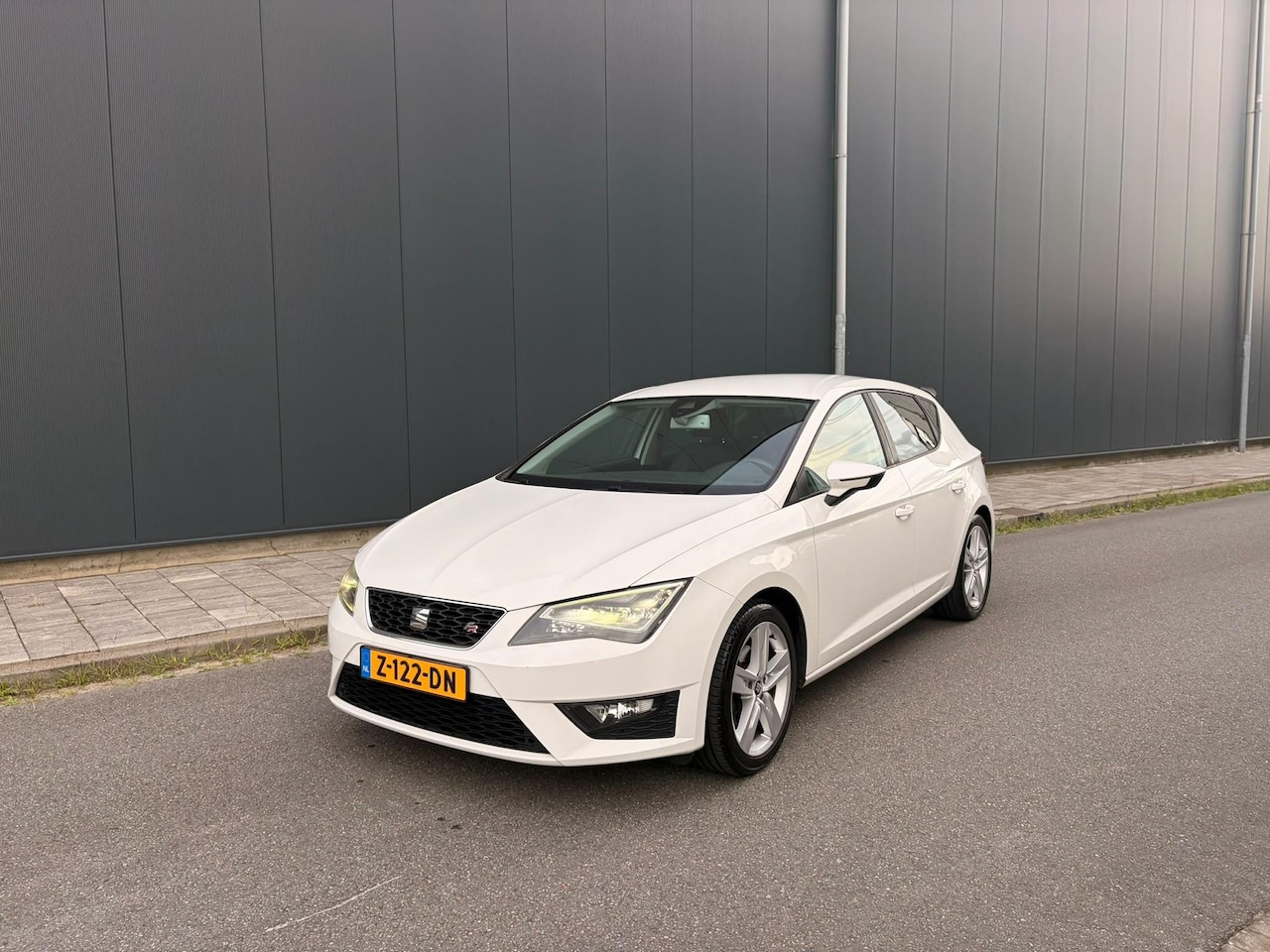 SEAT Leon - 1.4 TSI Style Cruise| Lane assist| Multi - AutoWereld.nl