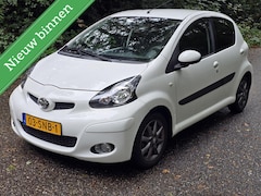 Toyota Aygo - 1.0-12V Dynamic Navigator Airco
