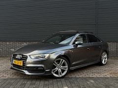Audi A3 Limousine - 1.4 TFSI CoD S-LINE Panorama CARPLAY Xenon LED