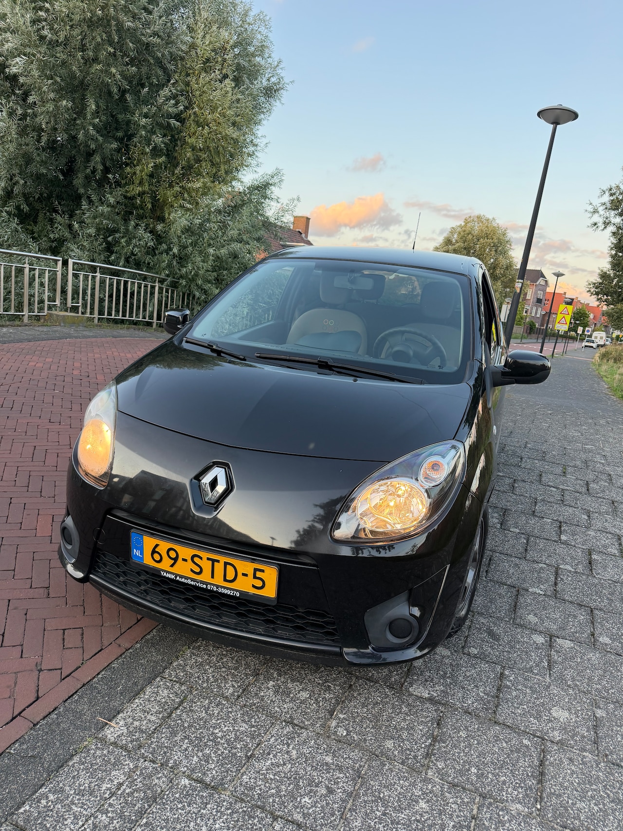 Renault Twingo - 1.2-16V Collection - AutoWereld.nl