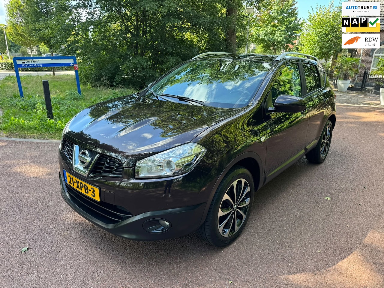Nissan Qashqai - 1.6 Connect Edition / Navi / Camera / Pano / Airco / NAP / Aux - AutoWereld.nl