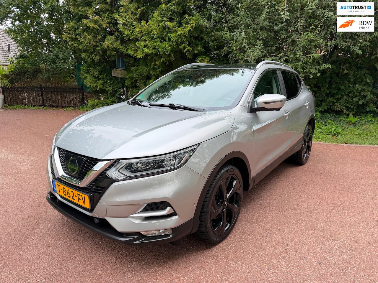 Nissan Qashqai - 1.2 Tekna / Navi / camera / Pano / Airco / led / xenon / PDC / Nap - AutoWereld.nl
