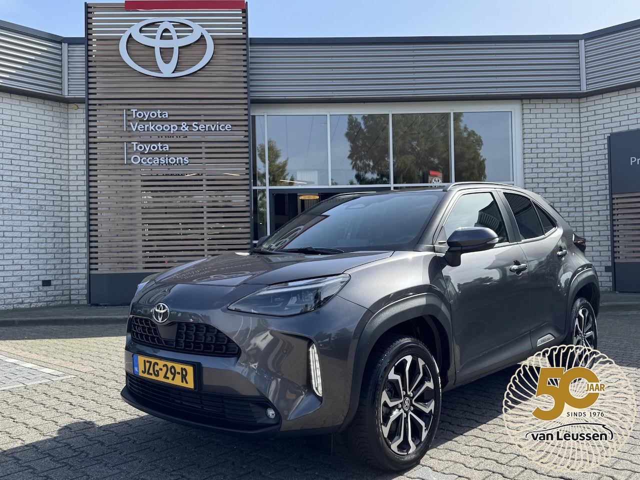 Toyota Yaris Cross - HYBRID 115 FIRST EDITION PARK-SENSOREN STOEL/STUURVERWARMING 17" LM-VELGEN ALL-SEASONS KEY - AutoWereld.nl