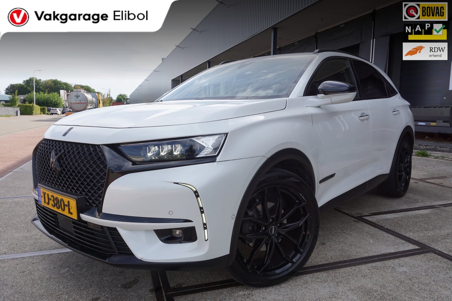 DS 7 Crossback - 1.6 PureTech Opera * Automaat * Pano * Navi * - AutoWereld.nl