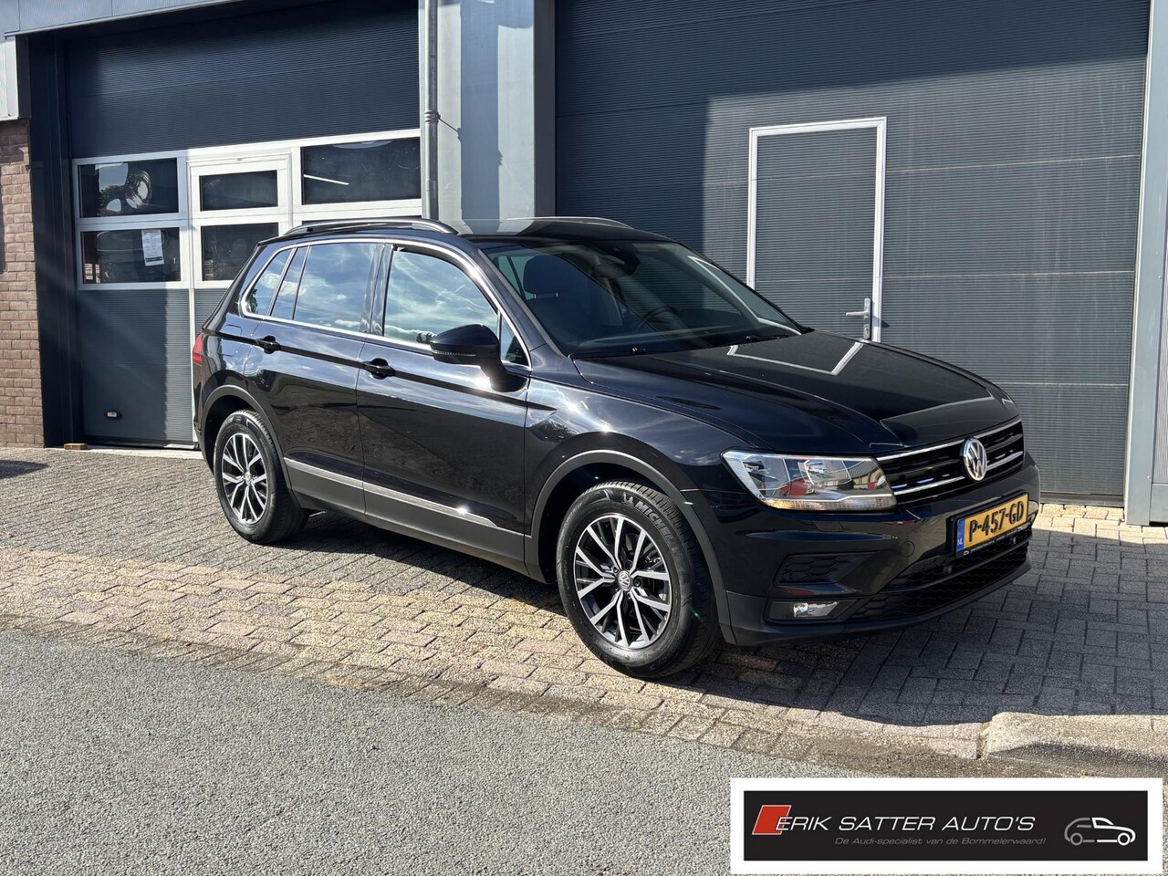 Volkswagen Tiguan - 1.5 TSI ACT Comfortline Business Afn trekhaak| PDC V+A| Stoelverwarming - AutoWereld.nl