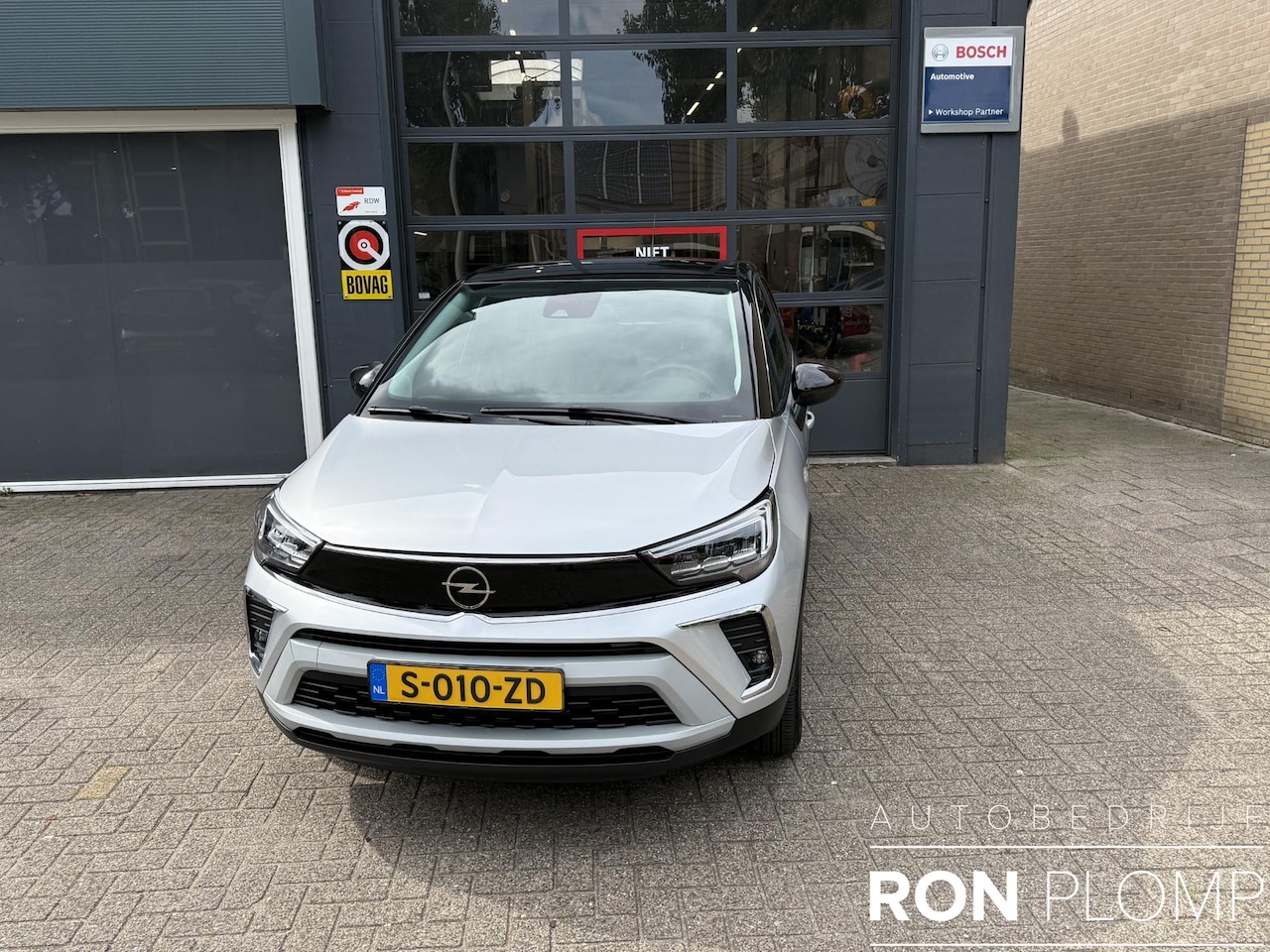 Opel Crossland - 1.2 Turbo Level 3 Elegance / Airco clima/ Navigatie/ Cruise/ Apple carplay/ Camera/ PDC/ L - AutoWereld.nl