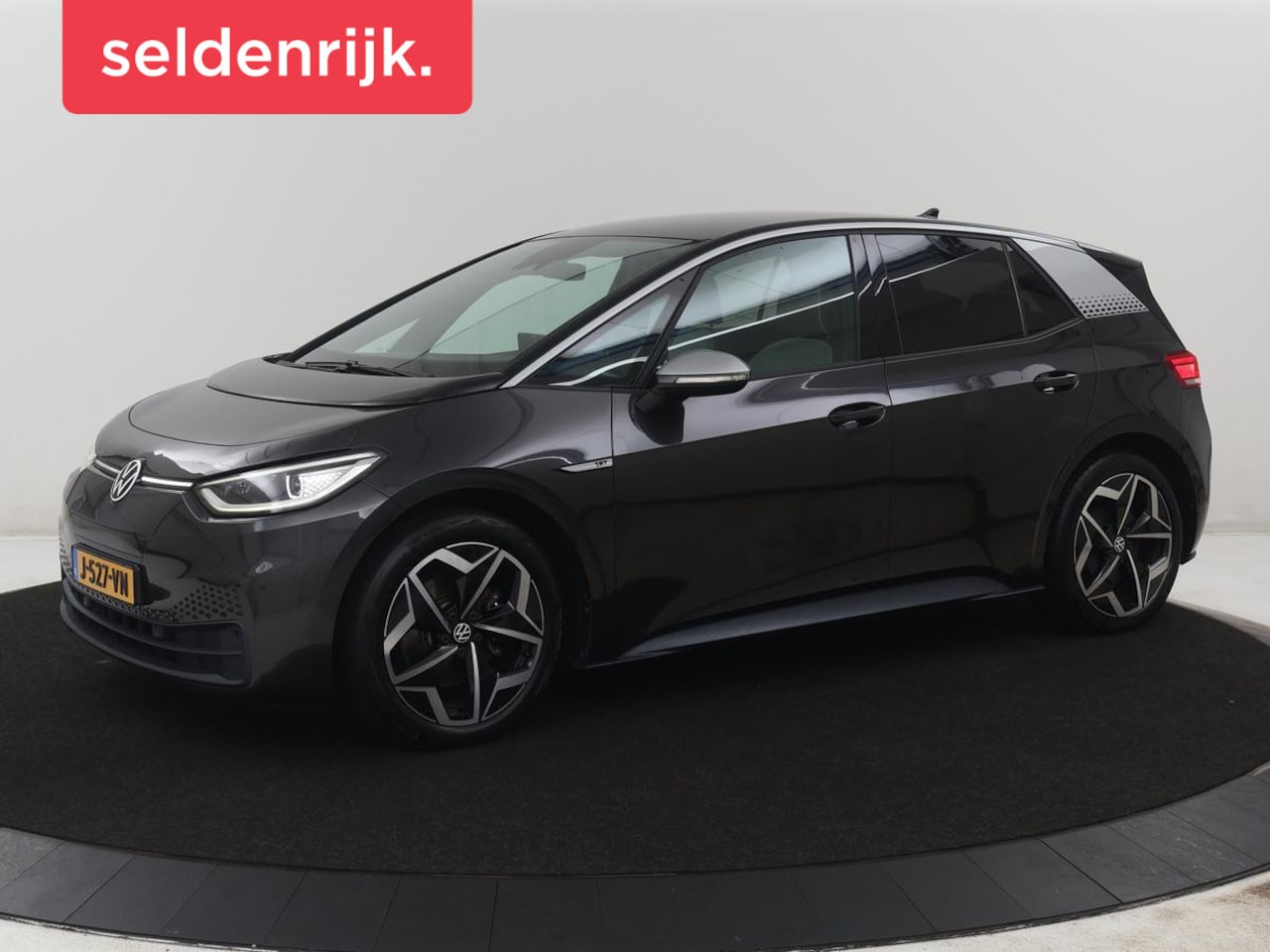 Volkswagen ID.3 - First Plus 58 kWh | SOH 88,1% | Adaptive cruise | Stoelverwarming | Climate control | Sfee - AutoWereld.nl