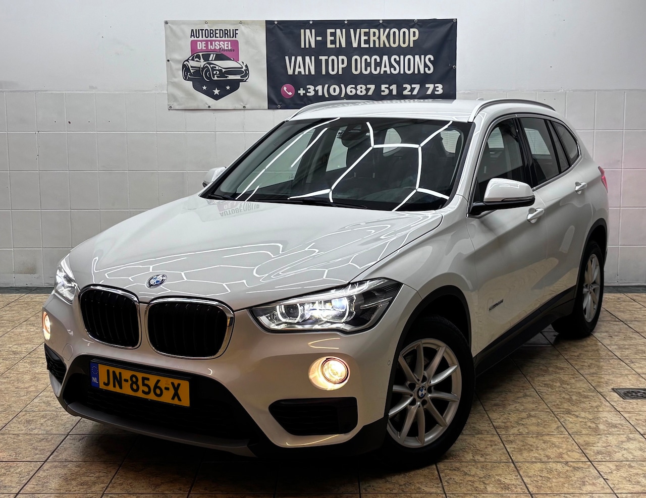 BMW X1 - SDrive20i Centennial High Executive/ 1STE EIG/AUTOMAAT - AutoWereld.nl