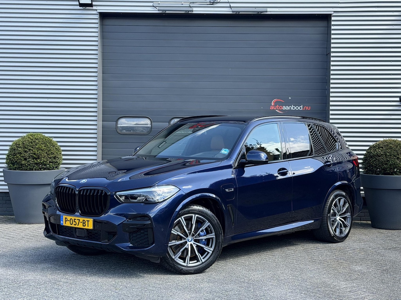 BMW X5 - xDrive45e High Executive M-Sport | Navigatie | Luchtvering | DAB | Camera | - AutoWereld.nl