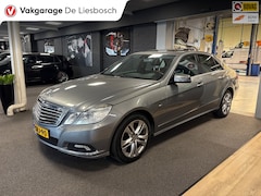 Mercedes-Benz E-klasse - 350 CGI Avantgarde / Navigatie / Leer / Dak / Afn trekhaak / Volledige historie / Camera