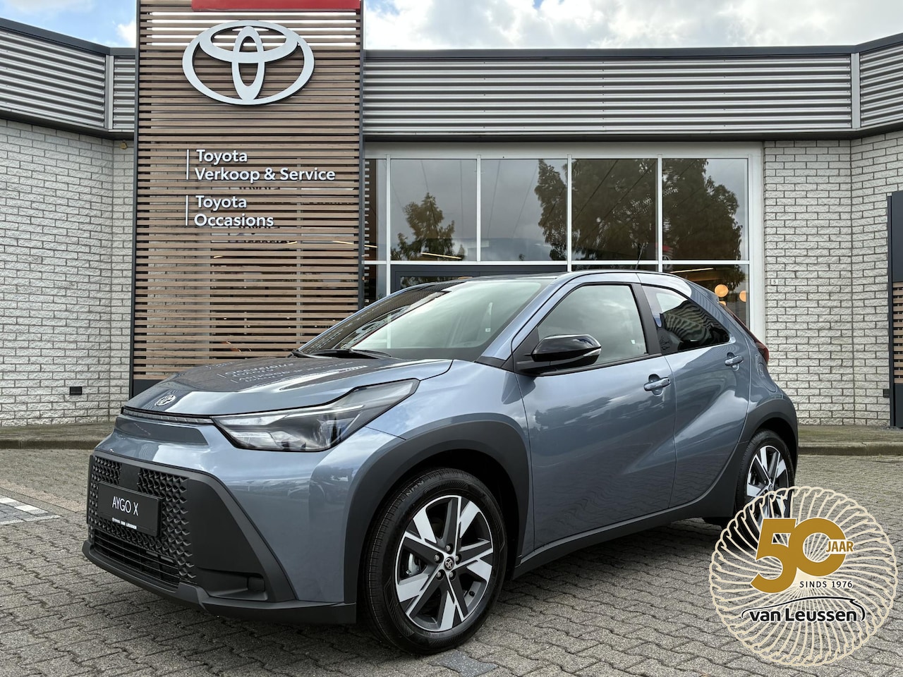 Toyota Aygo X - HYBRID 115 PLAY NIEUW & DIRECT LEVERBAAR!!! APPLE/ANDROID CLIMA AD-CRUISE CAMERA 17" LM-VE - AutoWereld.nl