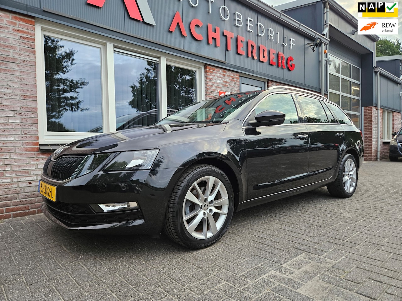 Skoda Octavia Combi - 1.0 TSI Trekhaak! Carplay! Airco/Clima! Navigatie! Cruise Control! Nette Auto! Dealer Onde - AutoWereld.nl