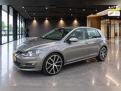 Volkswagen Golf - 1.0 TSI BUSINESS EDITION CONNECTED LED