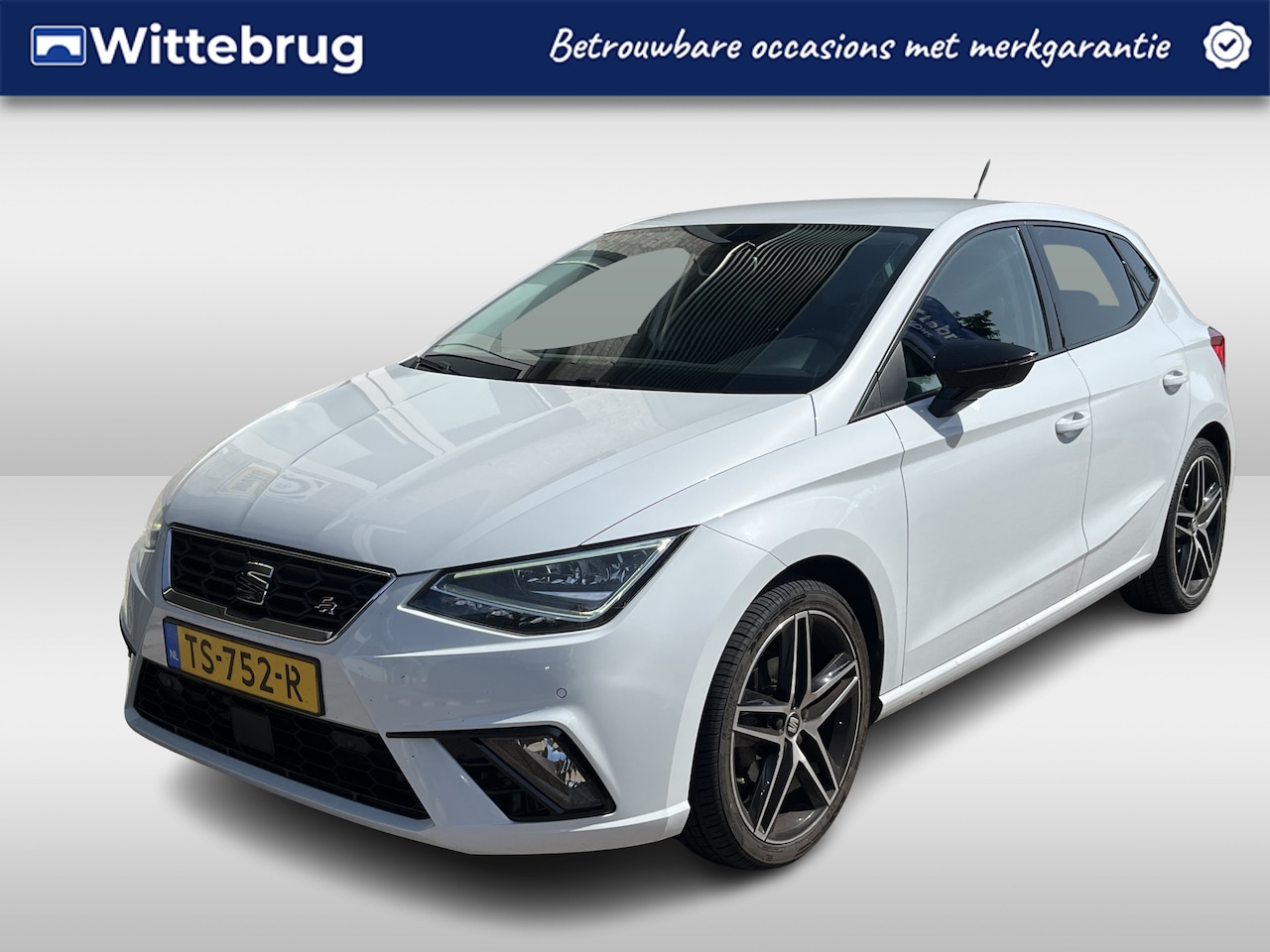 SEAT Ibiza - 1.0 TSI FR Business Intense / ACC/ FULL LINK/ PARK.SENSOREN V+A/ CAMERA/ KEYLESS/ RIJ-MODI - AutoWereld.nl