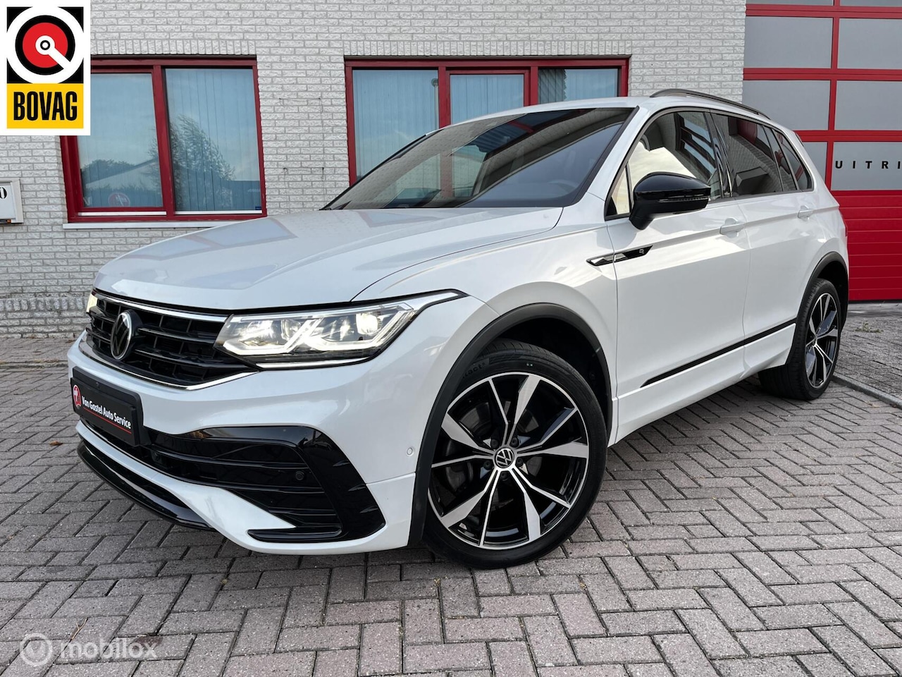 Volkswagen Tiguan - 2.0 TSI 4Motion R-LINE 245PK - AutoWereld.nl