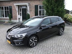 Renault Mégane Estate - 1.3 TCe Bose , Camera , Carplay , Trekhaak , Cruise, Halfleer enz