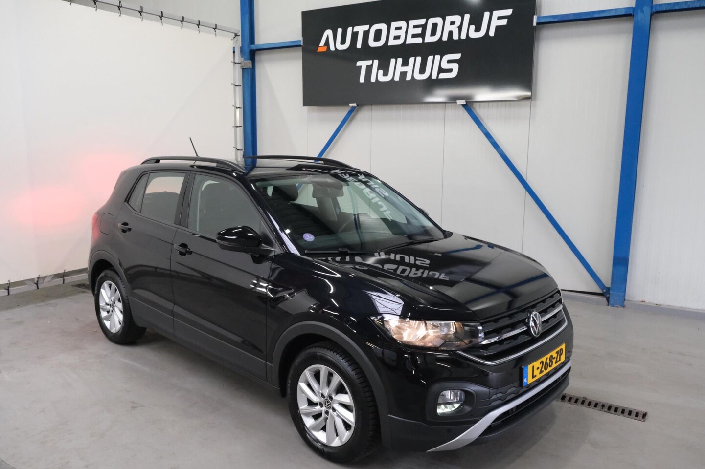 Volkswagen T-Cross - 1.0 TSI Life - N.A.P. Airco, Cruise, Navi, PDC. - AutoWereld.nl