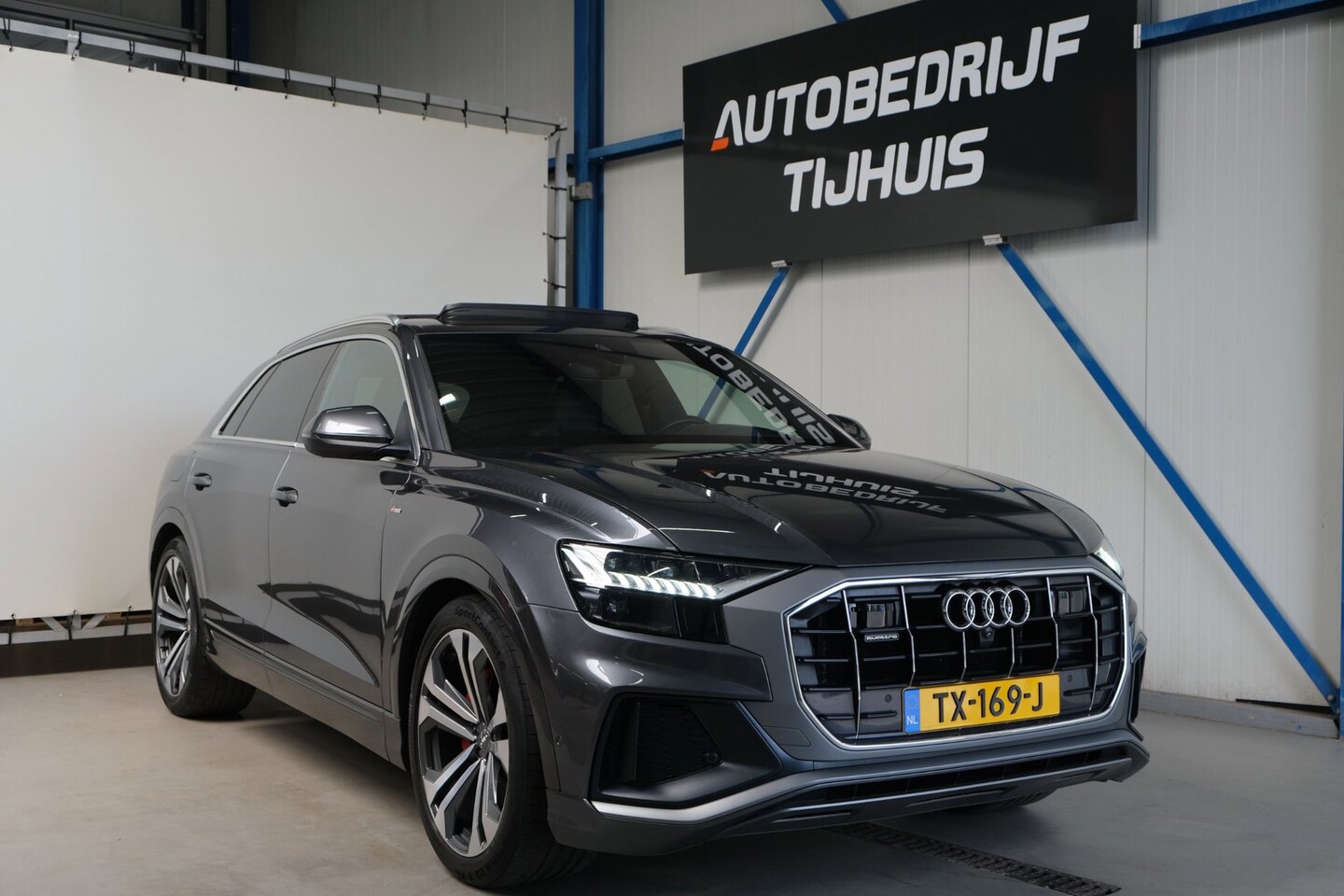 Audi Q8 - 50 TDI quattro Pro Line 2x S-Line - N.A.P. Airco, Cruise, Panodak, Luchtvering, Camera, Tr - AutoWereld.nl