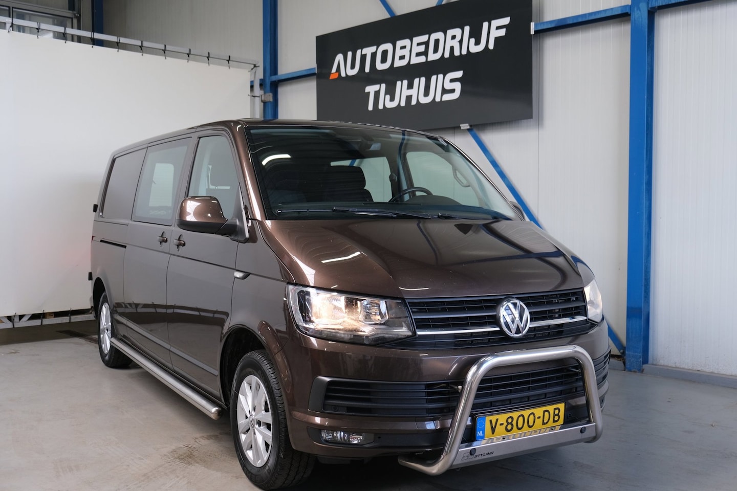 Volkswagen Transporter - 2.0 TDI L2H1 DC Highline > Marge < > Rolstoel Bus < - AutoWereld.nl