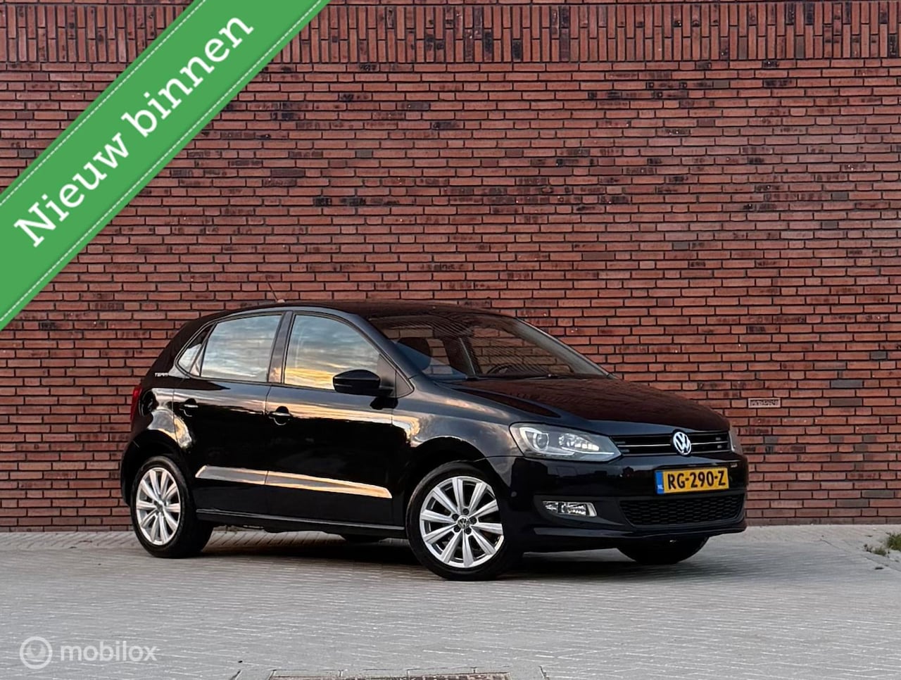 Volkswagen Polo - 1.2 TSI Highline TEAM, NEW APK, FULL OPTION - AutoWereld.nl