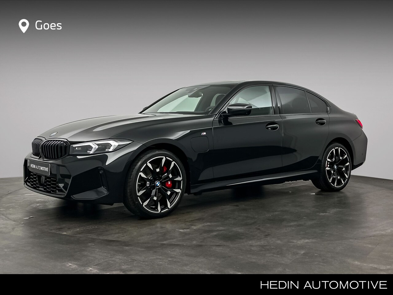 BMW 3-serie - sedan 330e | Stuurwielrand verwarmd | Elektrisch te openen en te sluiten bagageklep | Comf - AutoWereld.nl