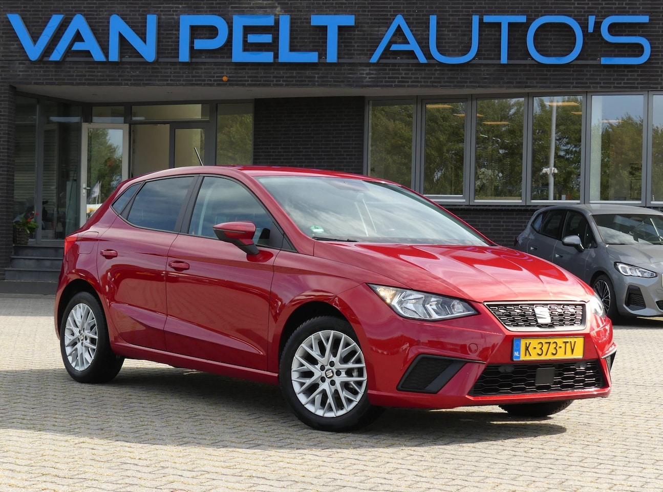 SEAT Ibiza - 1.0 TSI Style Business Intense / Apple Carplay/Android Auto / Desire Red - AutoWereld.nl
