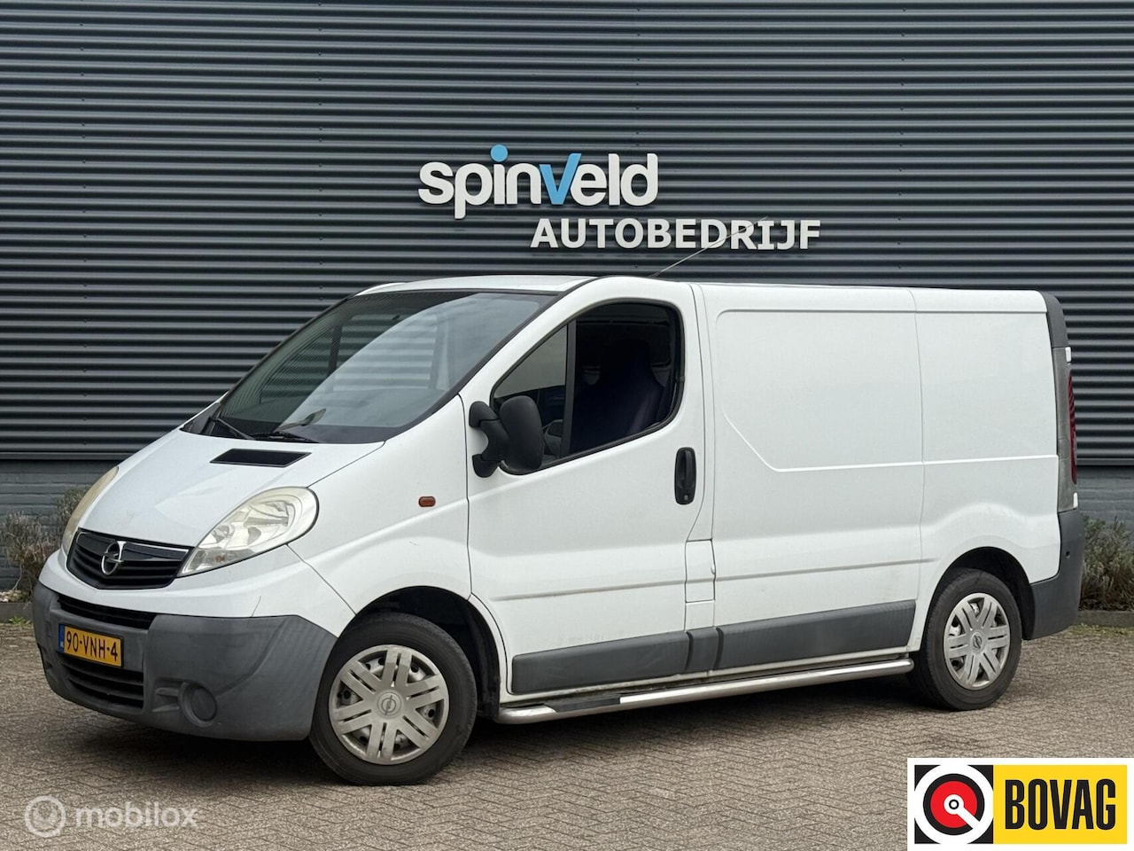 Opel Vivaro - bestel 2.0 CDTI L1H1 - Airco - Trekhaak - Apk - AutoWereld.nl