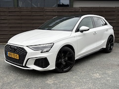 Audi A3 Sportback - 30 TFSI S edition / PANO / NAVI / CARPLAY / CAMERA / SLINE