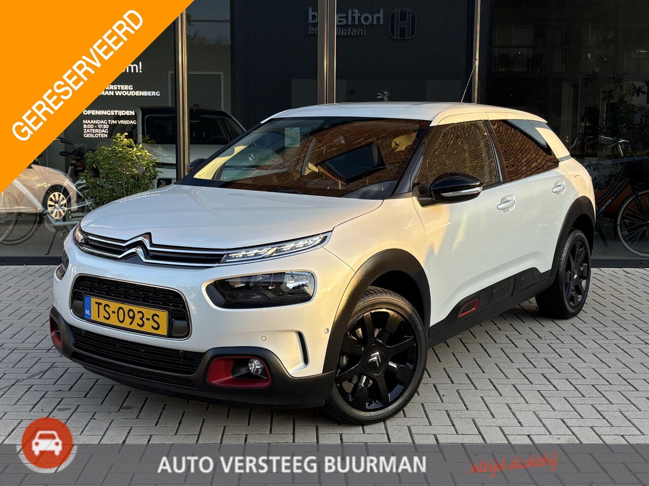 Citroën C4 Cactus - 1.2 PureTech Shine 130PK Achteruitrijcamera, Navigatie, Apple carplay, Android auto, - AutoWereld.nl