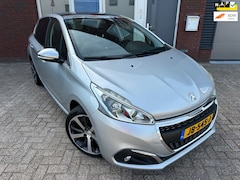 Peugeot 208 - 1.2 PureTech Première / Pano / Navi / Leder / Camera / PDC / NAP / Riem vv / Carplay