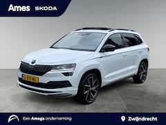 Skoda Karoq - 1.5 150pk TSI ACT Sportline Business Panoramadak | Extra getint glas achter | Navigatiesys