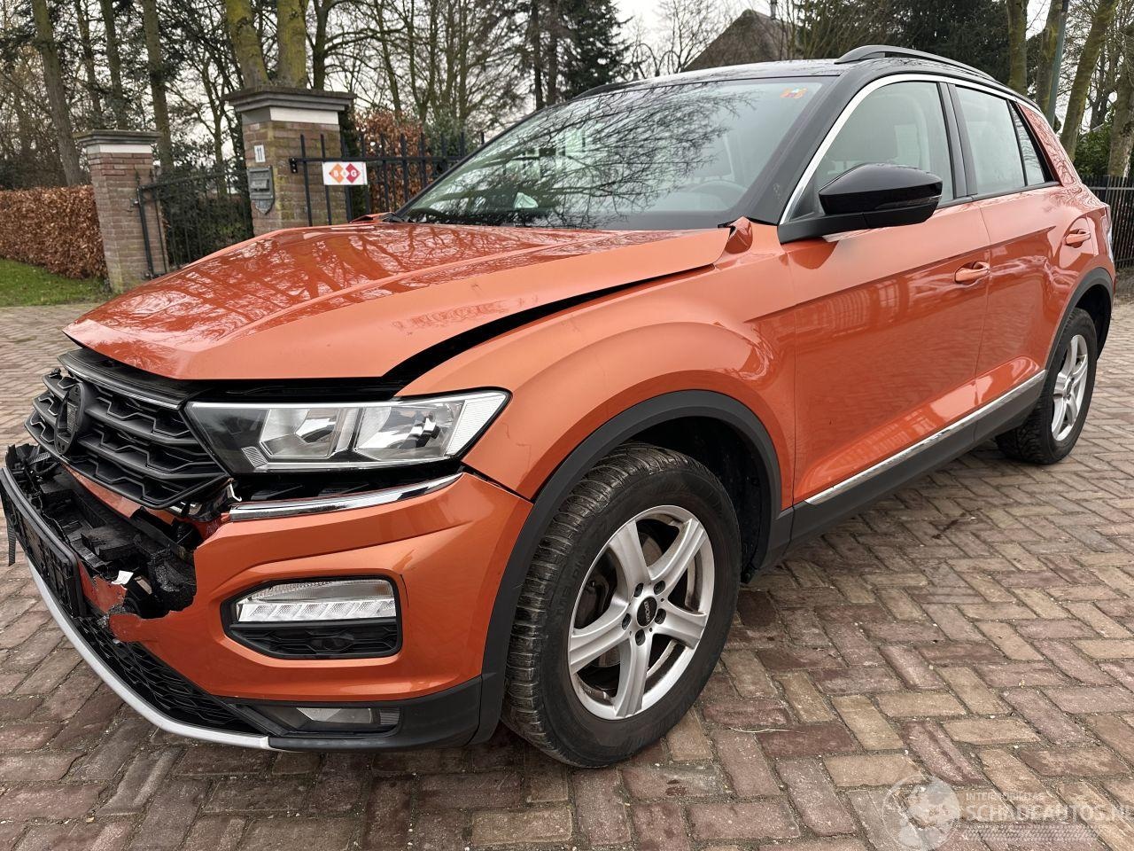 Volkswagen T-Roc - 1.5 TSI Style automaat - AutoWereld.nl