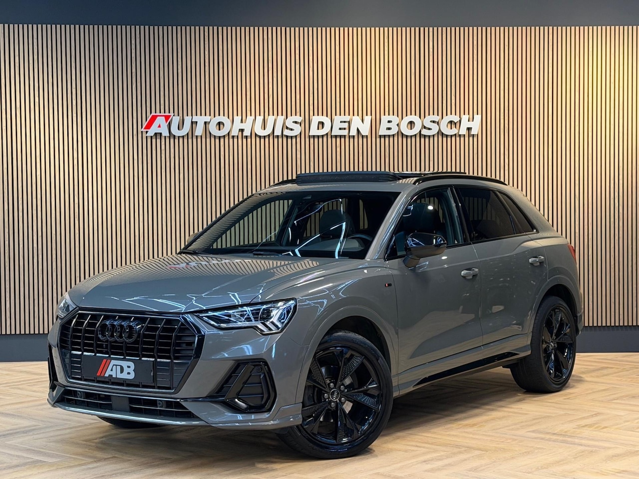 Audi Q3 - 35 TFSI S Line |Pano|Ambiance|trekhaak|Keyles|Cam - AutoWereld.nl