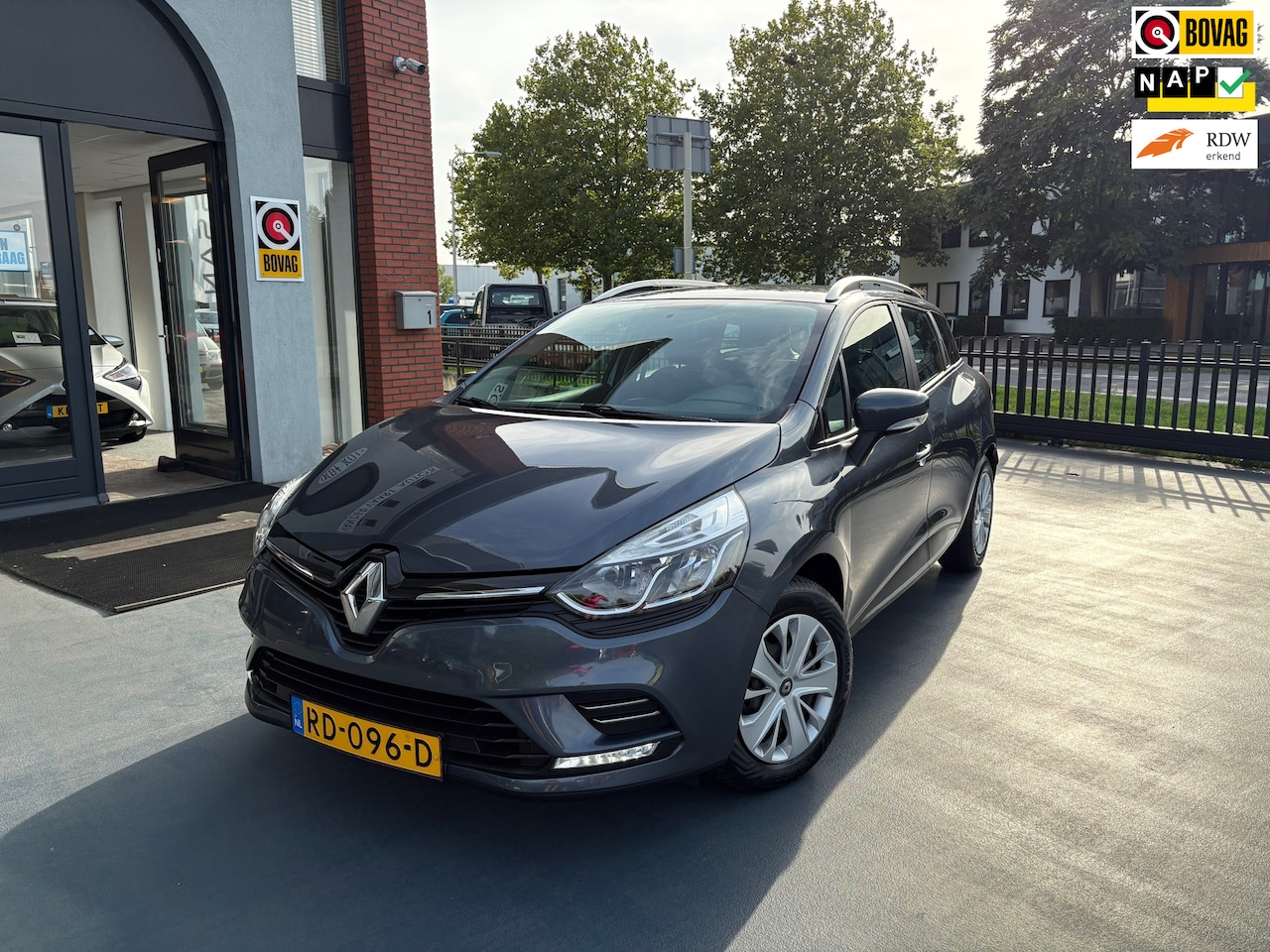 Renault Clio Estate - 0.9 TCe Zen AIRCO CRUISE CONTROL - AutoWereld.nl