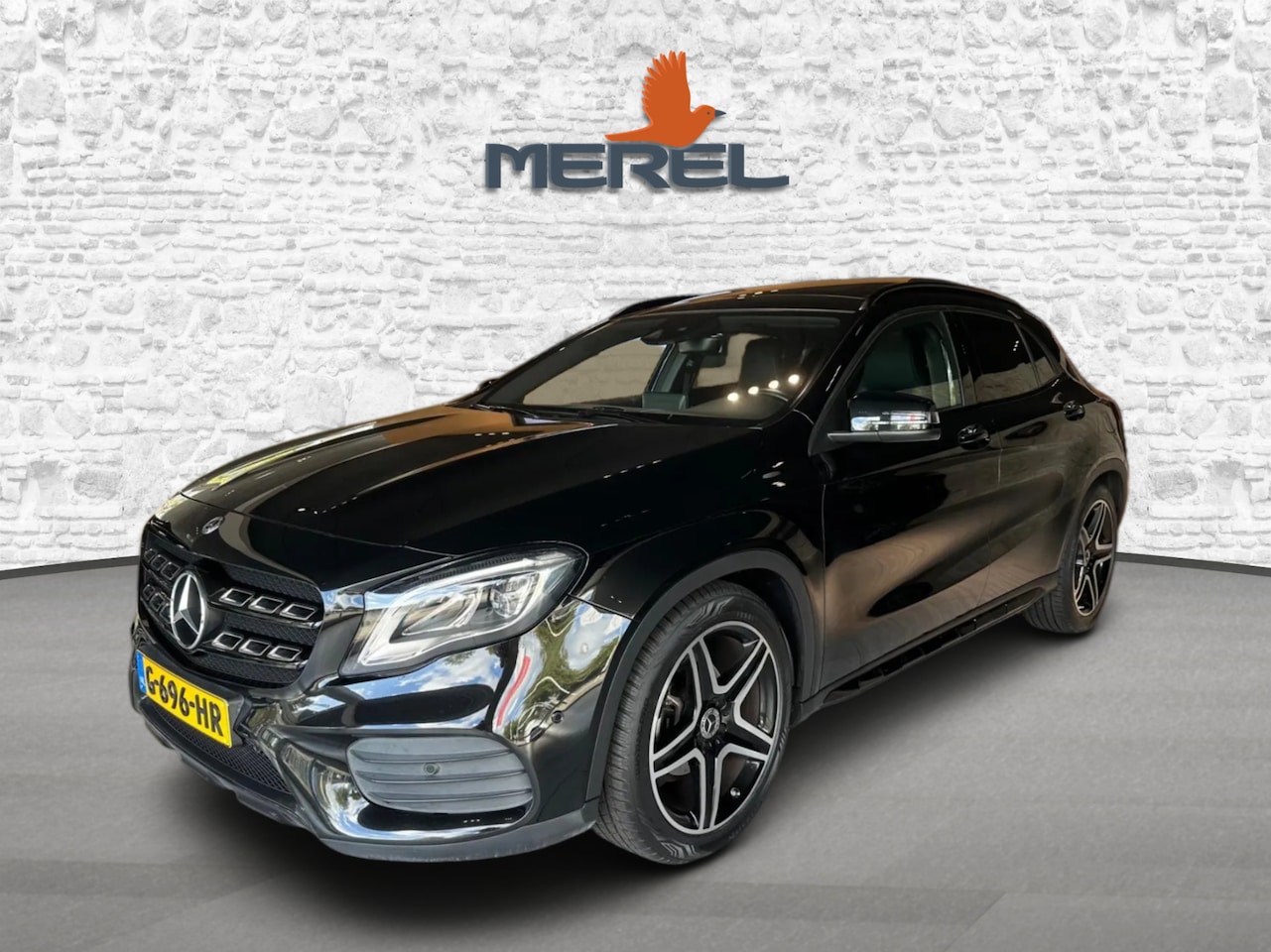 Mercedes-Benz GLA-Klasse - 180 Business Solution AMG | Pano | Night | Keyless | Camera - AutoWereld.nl