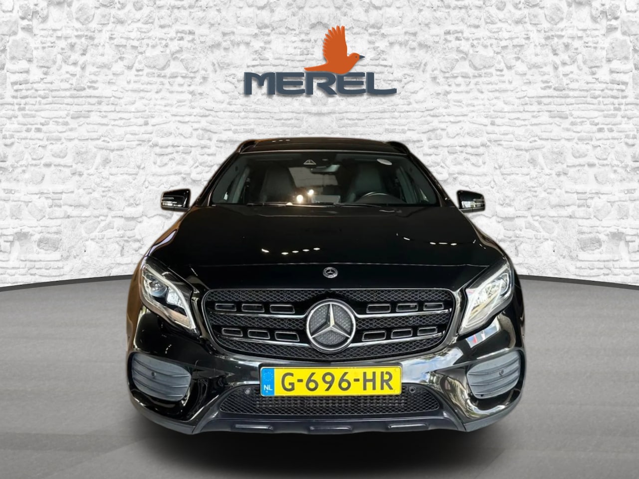 Mercedes-Benz GLA-Klasse - 180 Business Solution AMG | Pano | Night | Keyless | Camera