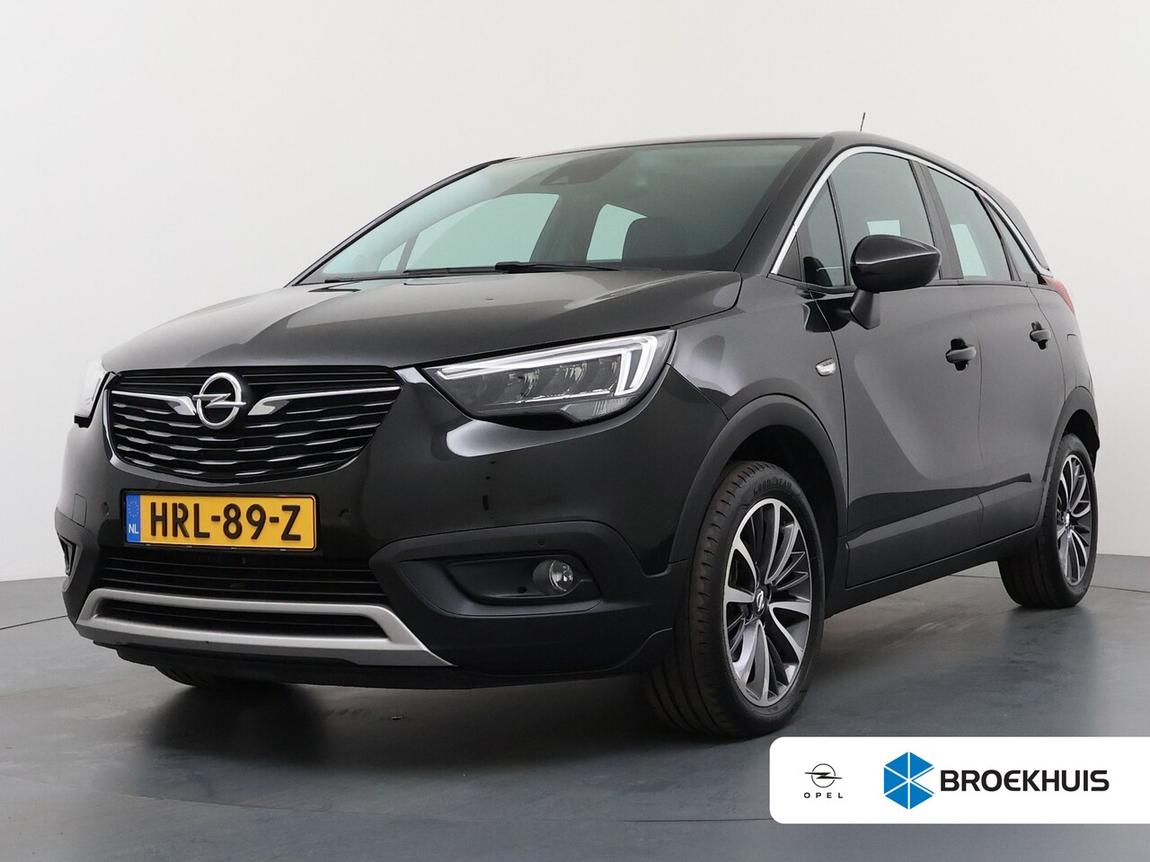 Opel Crossland X - 1.2 Turbo Innovation / Navigatie / 360 Camera / Parkeersensoren / Keyless / Carplay / LED - AutoWereld.nl
