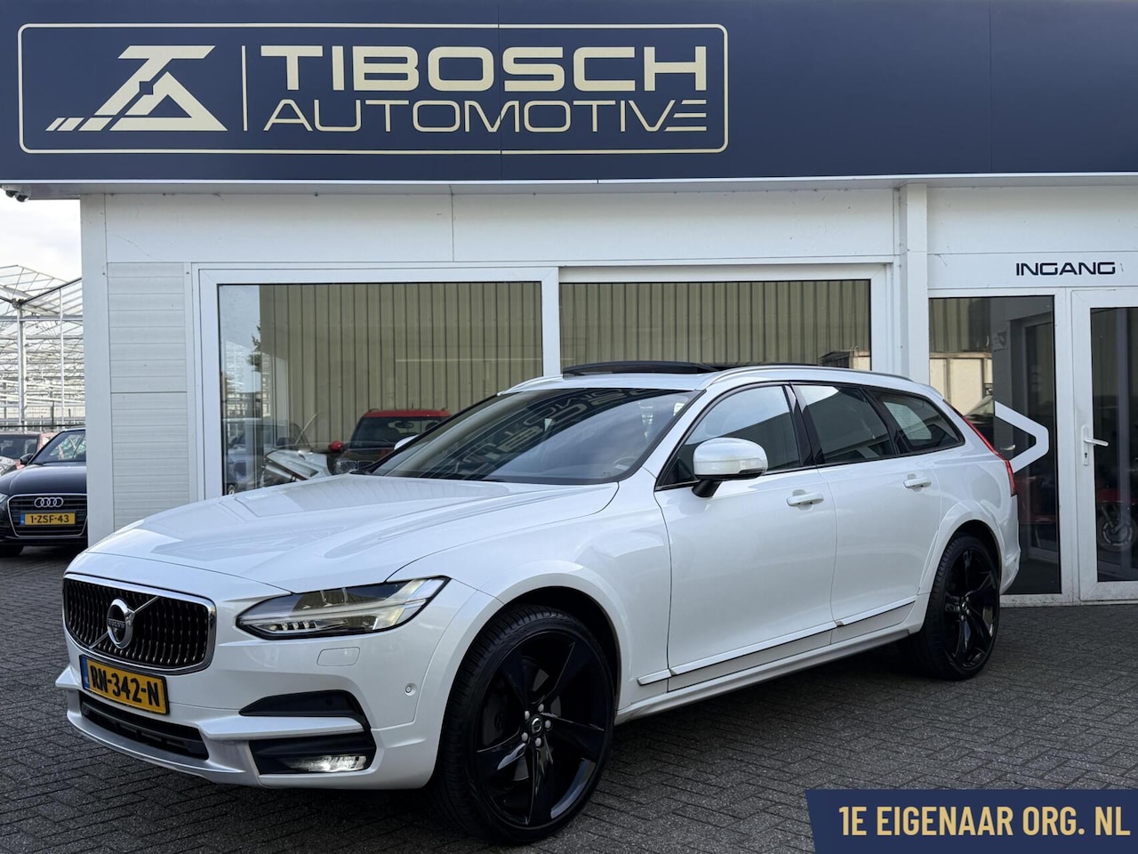 Volvo V90 Cross Country - 2.0 T5 AWD PRO PANORAMA 360 gr CAM - AutoWereld.nl
