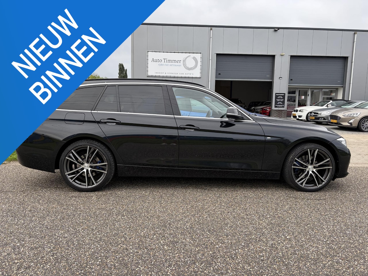 BMW 3-serie Touring - 320d HIGH Executive PANODAK - AutoWereld.nl