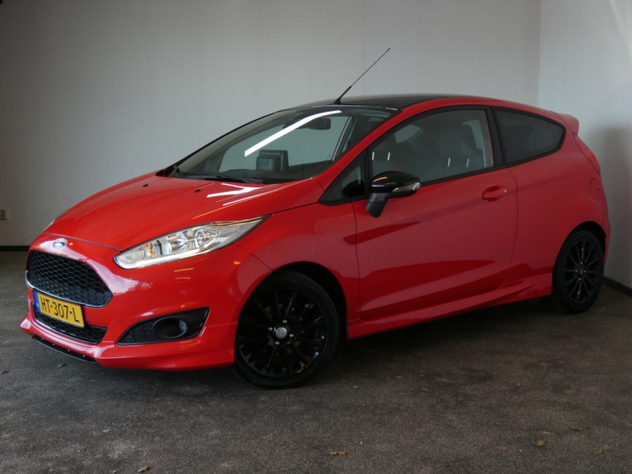 Ford Fiesta - 1.0 EcoB. Red Edit. NWE APK - AutoWereld.nl