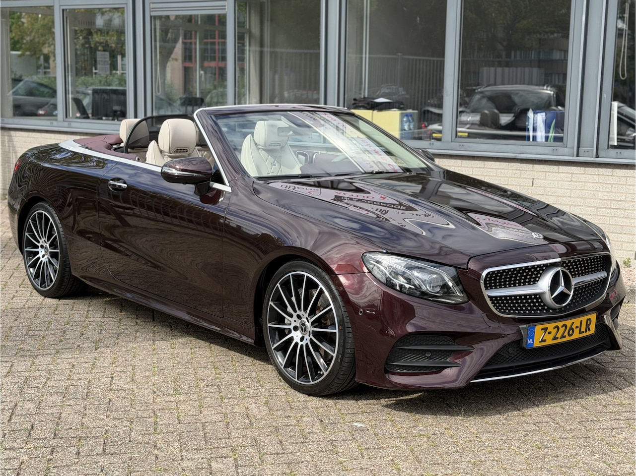 Mercedes-Benz E-klasse Cabrio - 300 Premium Plus - AMG line - Burmester - Designo - AutoWereld.nl